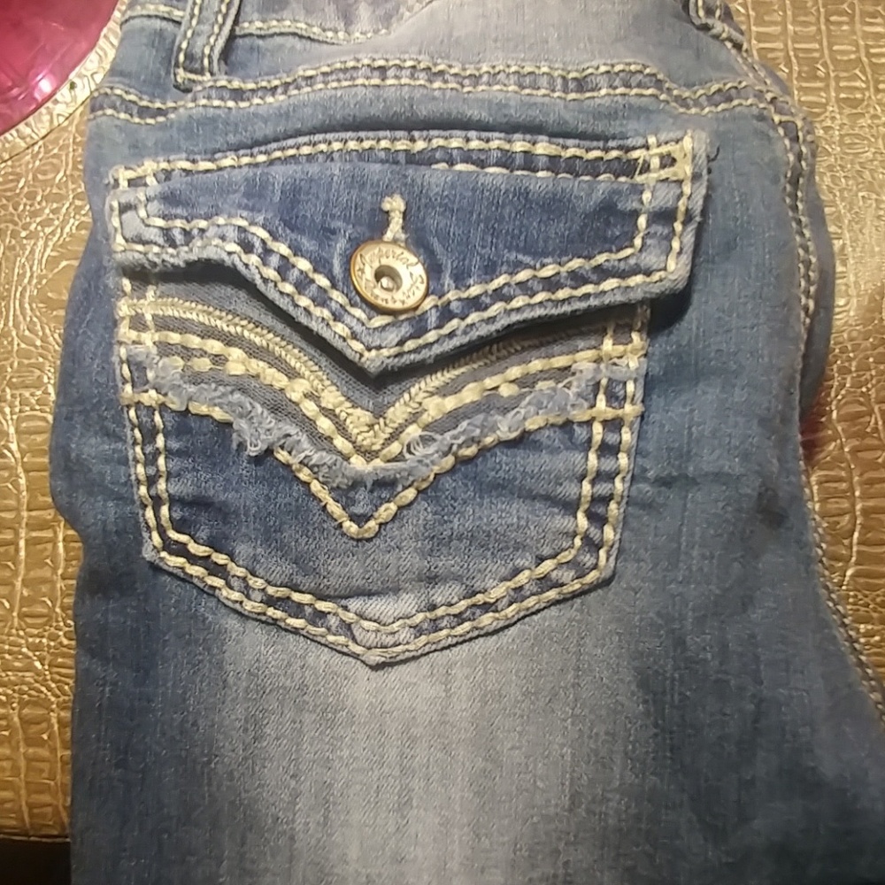 Jeans - Picture 3 of 4